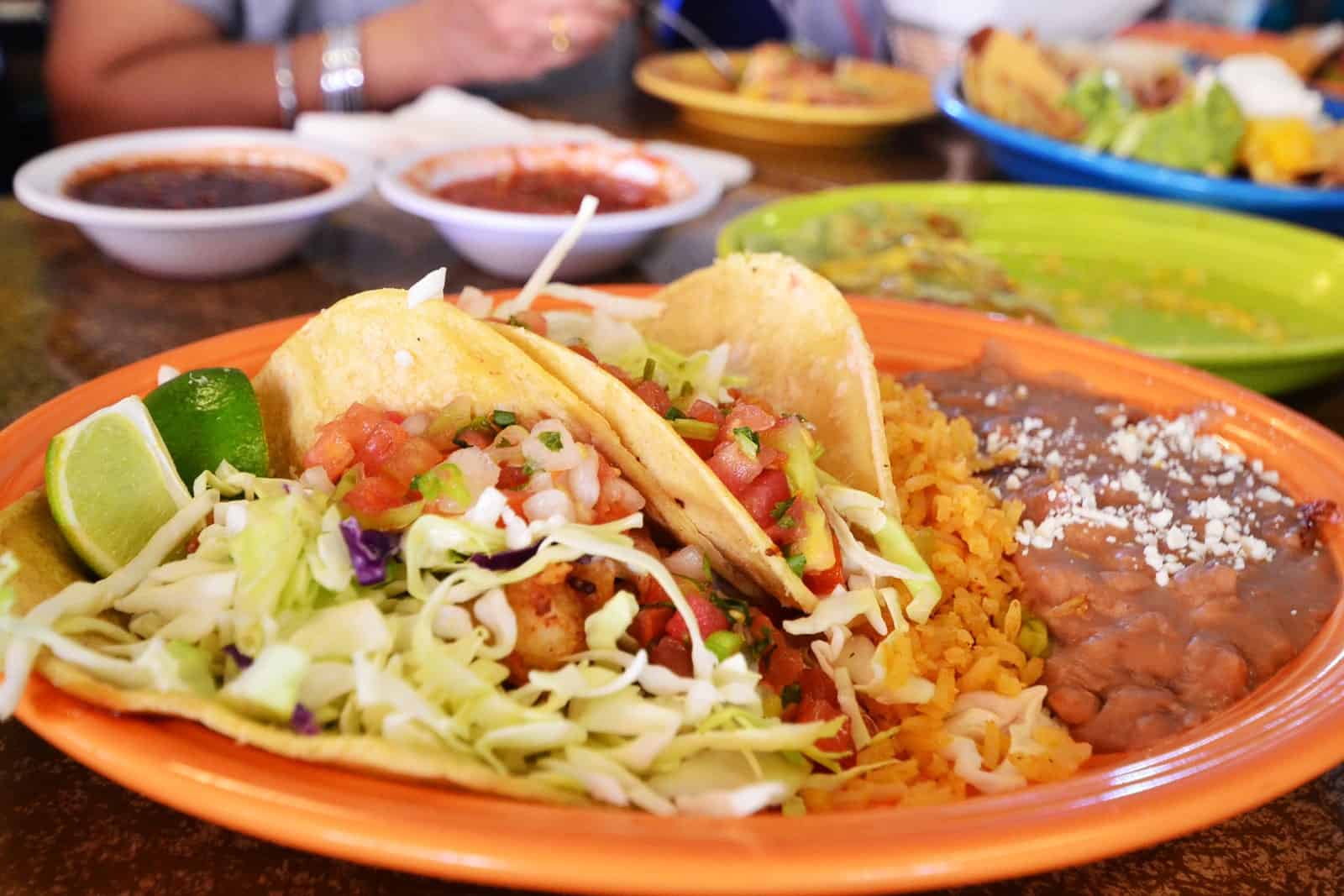 墨西哥料理的色彩鲜艳，摆盘随兴，味道却能轻易征服味蕾。