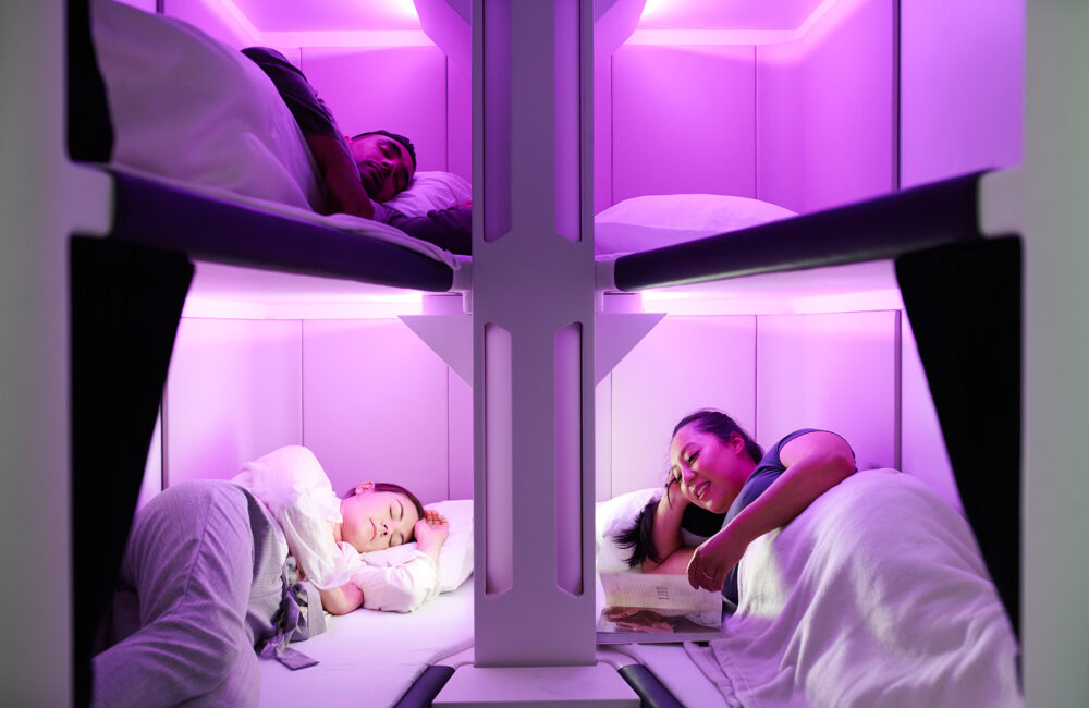 Bigfoottraveller.com｜纽西兰航空推出全球首个经济舱Skynest睡眠舱