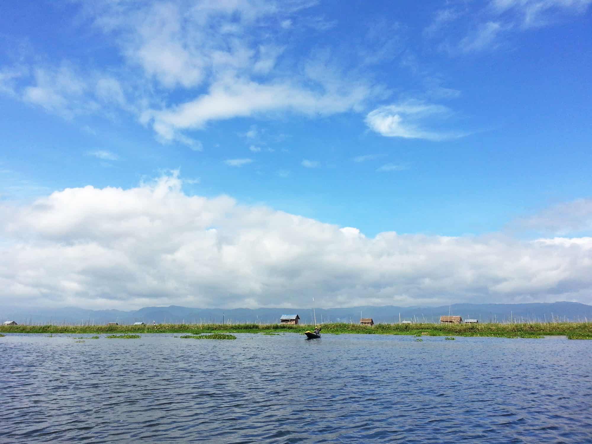 缅甸茵莱湖，窥探高原里的水乡生活