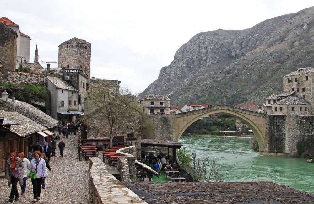 Bigfoottraveller.com L 波黑莫斯塔尔（Mostar），战争的痕迹依然清晰可见