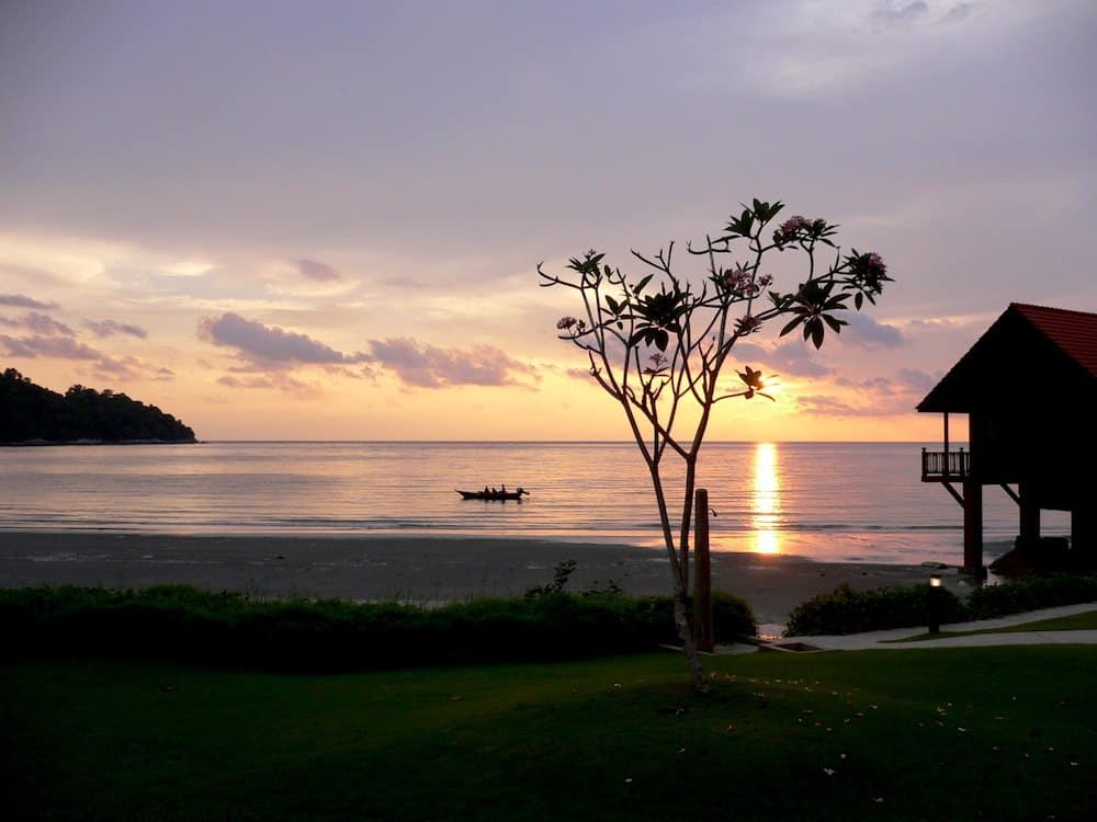 Bigfoottraveller.com l 游山也玩水：Pangkor Island Beach Resort